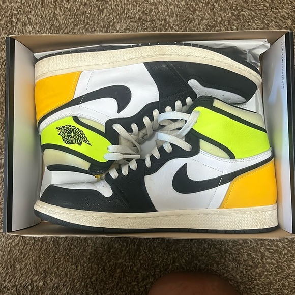 Jordan Other - Nike Jordan 1 High Volt
